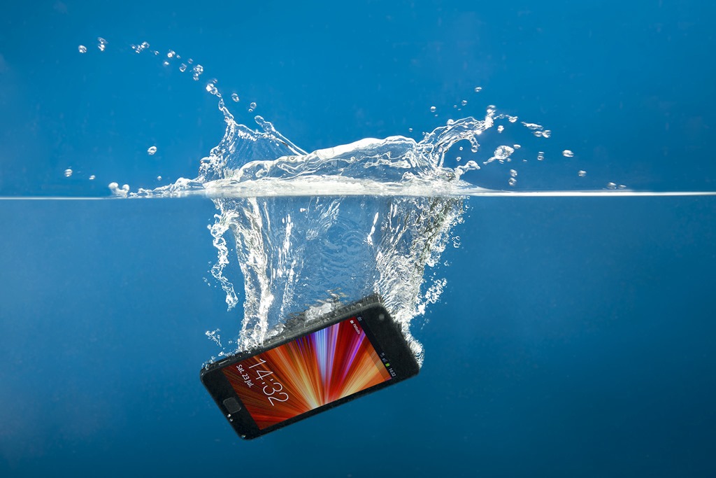 Recuperare Dati da telefono Android danneggiato dall'acqua